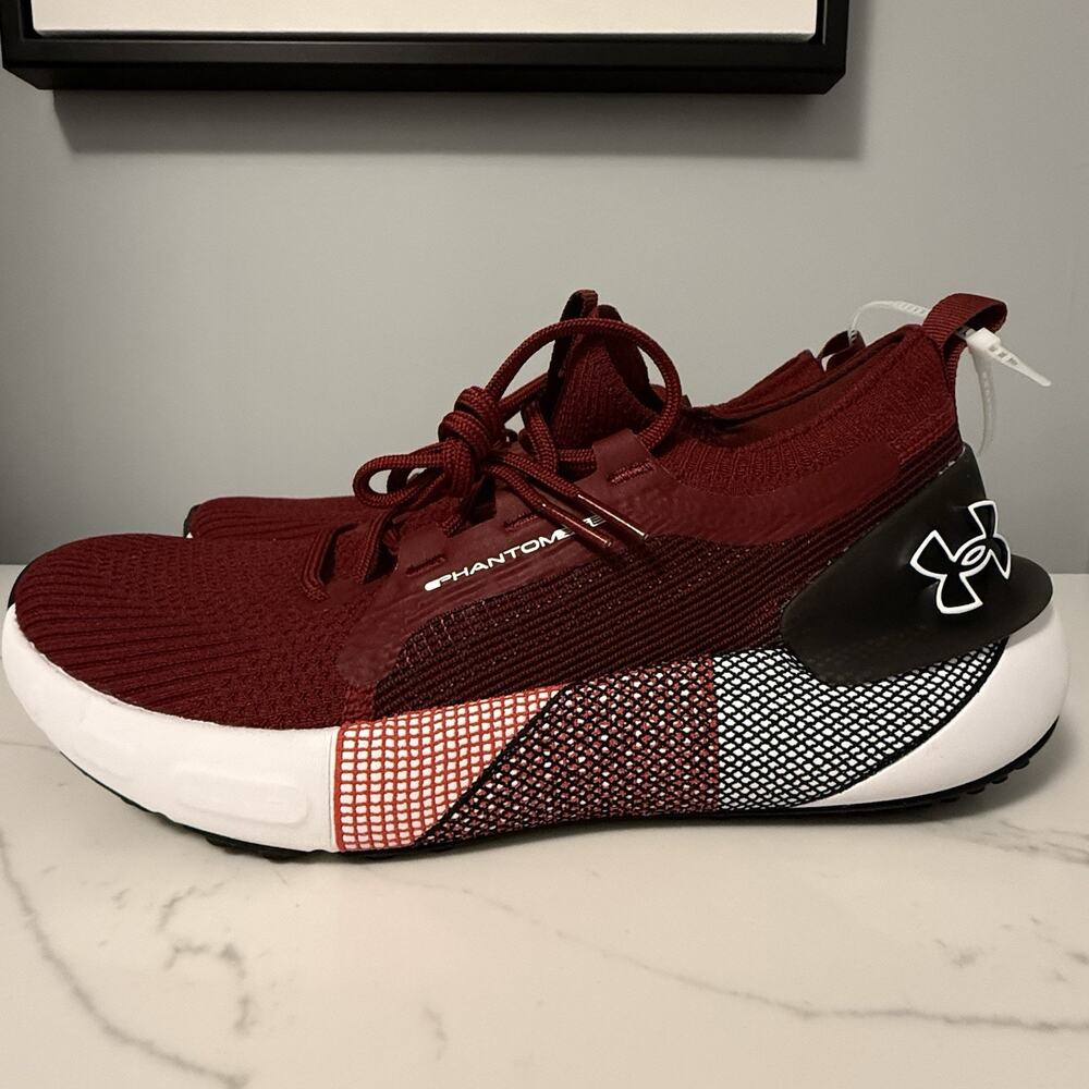 New Under Armour HOVR Phantom 3 SE University of South Carolina 3026908-601